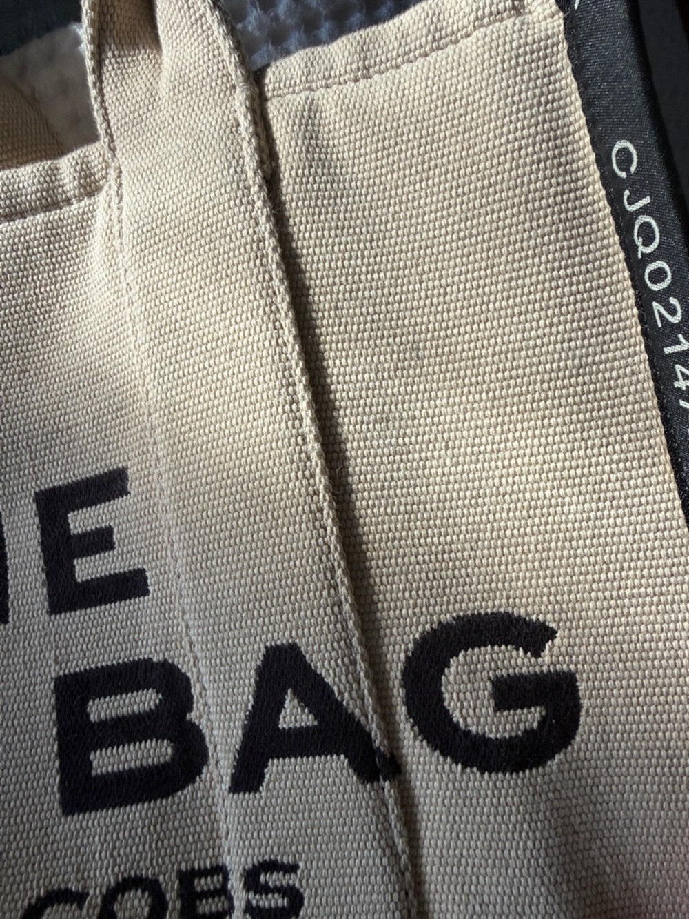 Marc Jacobs Beige Canvas 'The Tote Bag' with Black Logo - Picture 3 of 13